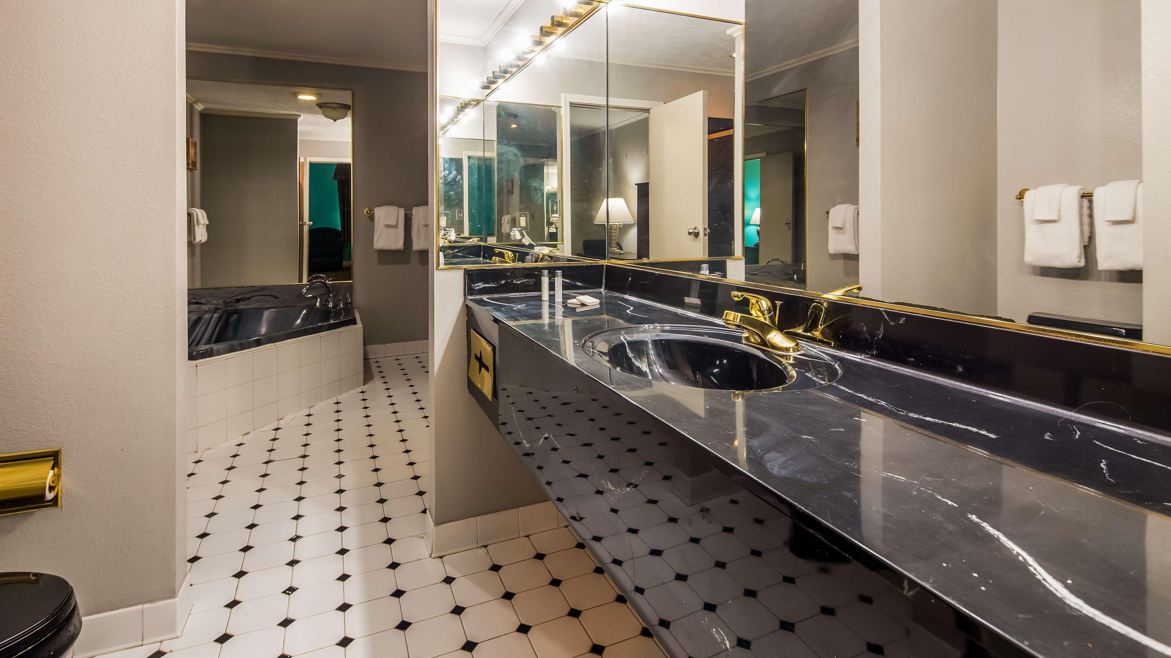 Red Roof Inn & Suites Lexington - Hamburg Екстер'єр фото