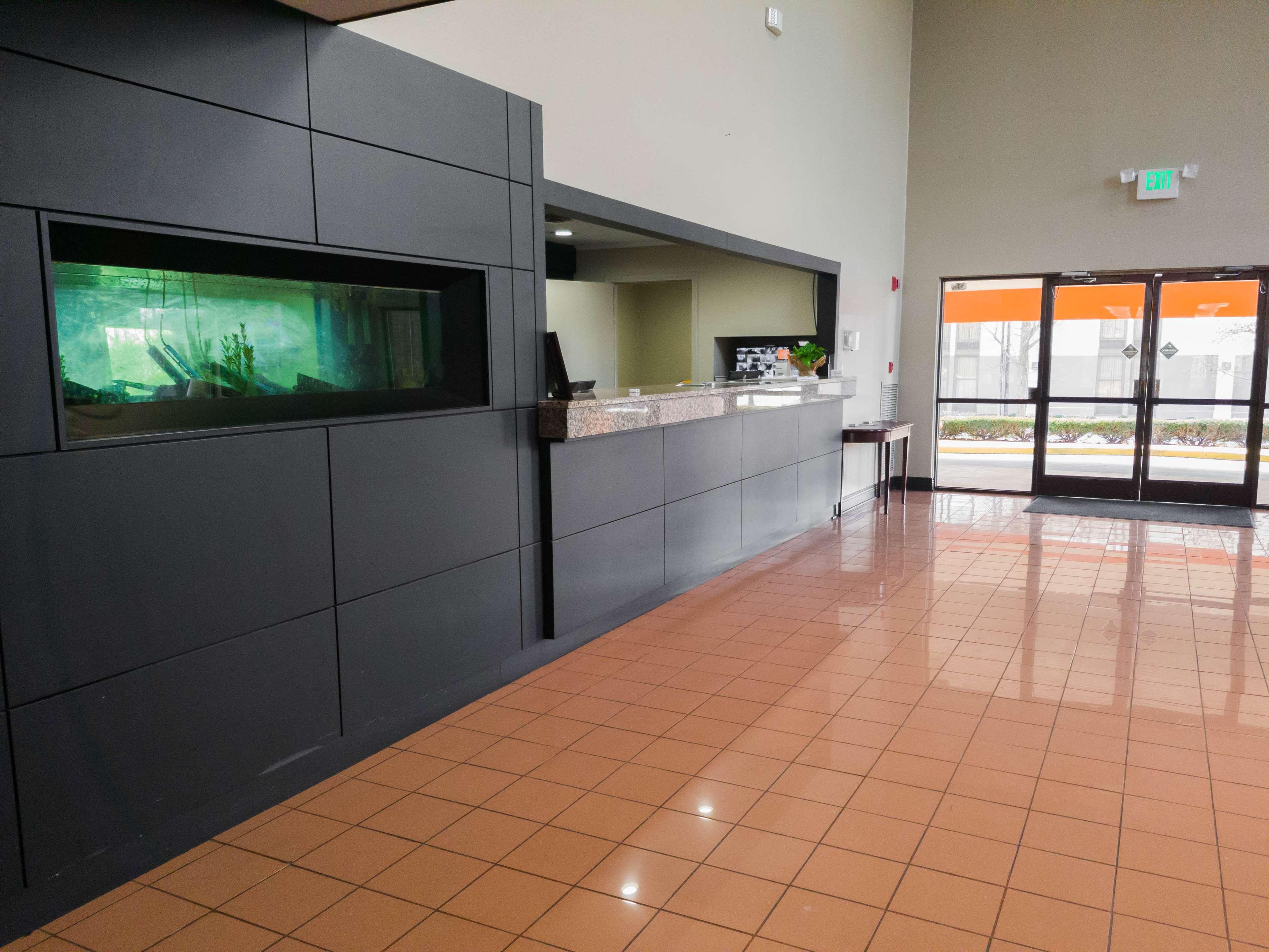 Red Roof Inn & Suites Lexington - Hamburg Екстер'єр фото