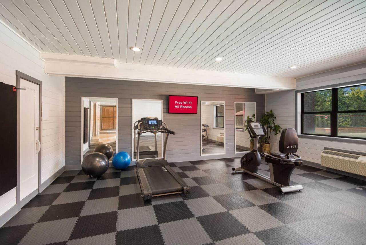 Red Roof Inn & Suites Lexington - Hamburg Екстер'єр фото