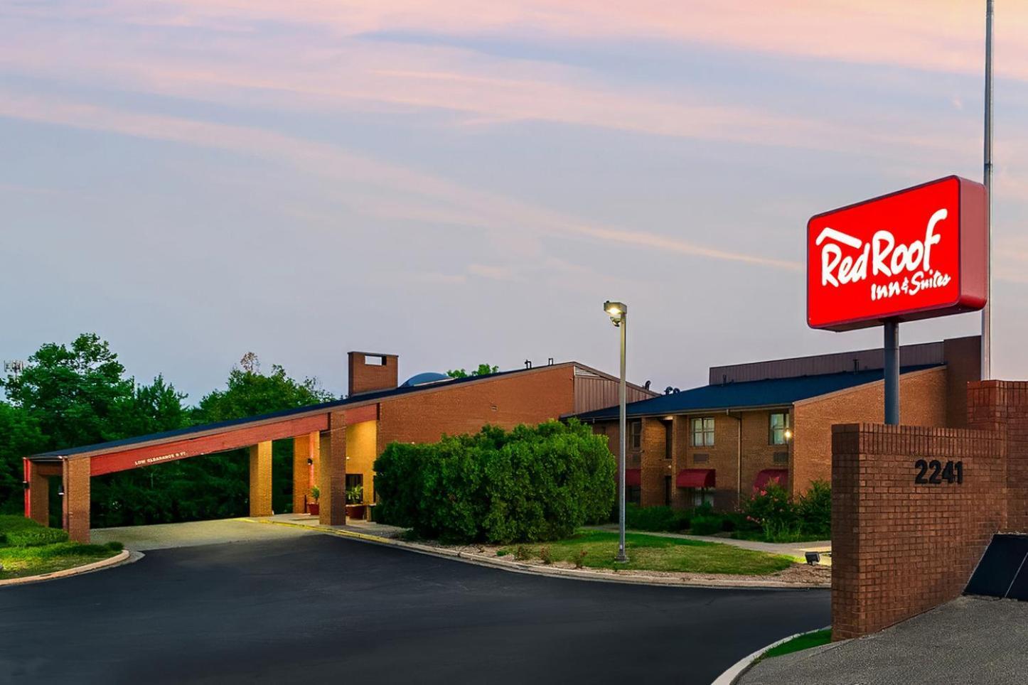 Red Roof Inn & Suites Lexington - Hamburg Екстер'єр фото